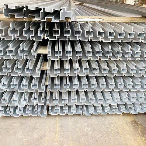 1729842380990942.jpg 鋁型材加工